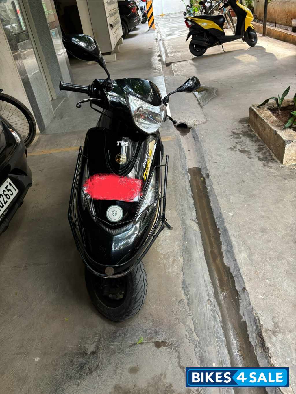TVS Scooty Zest