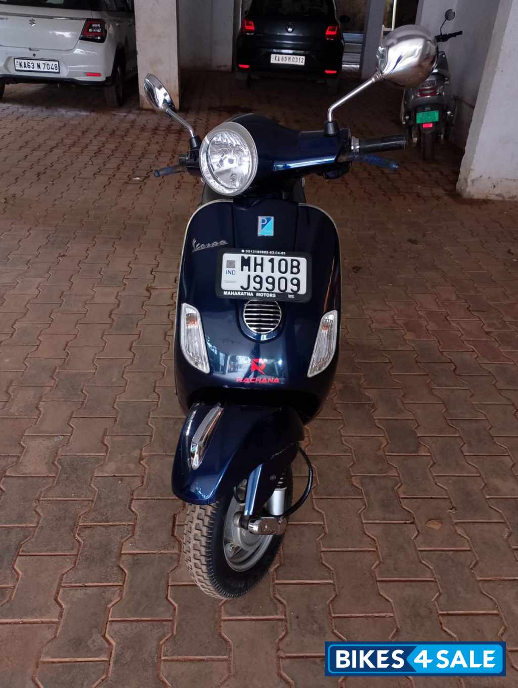 M.blue Vespa 125