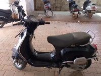 M.blue Vespa 125