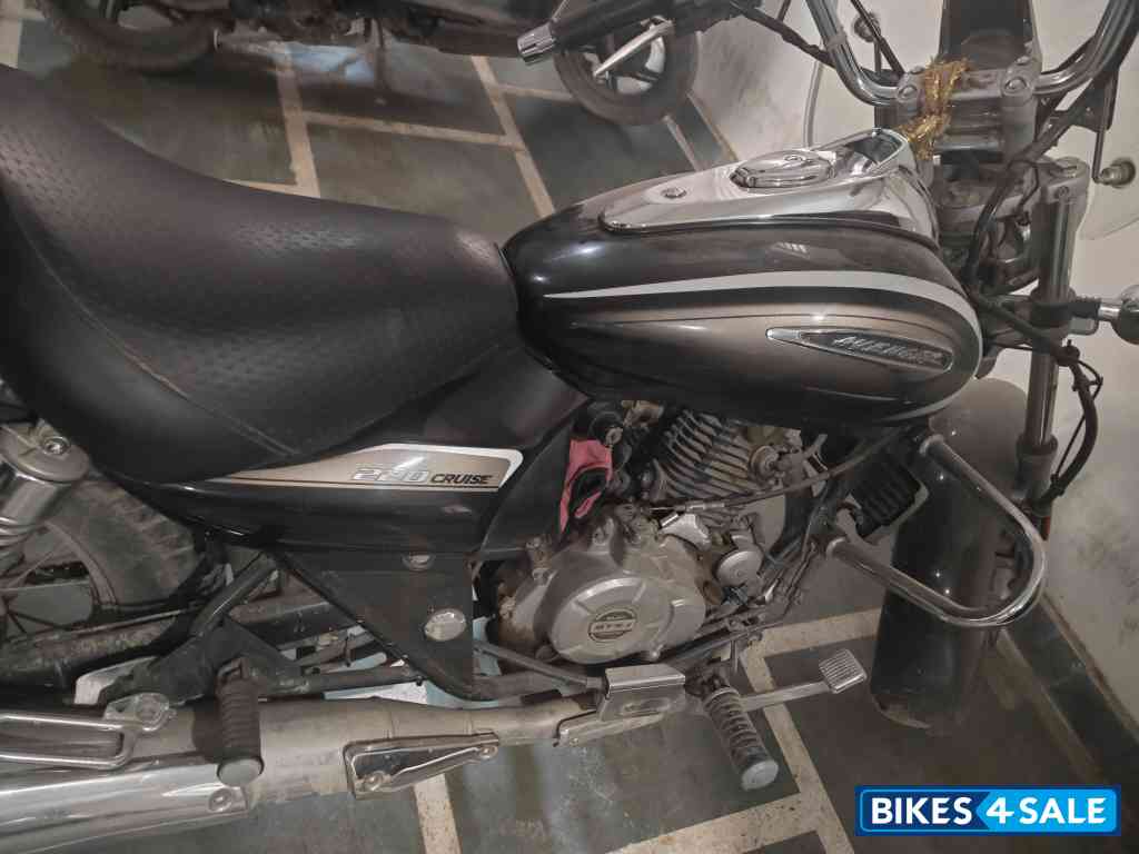 Bajaj Avenger Cruise 220 BS6