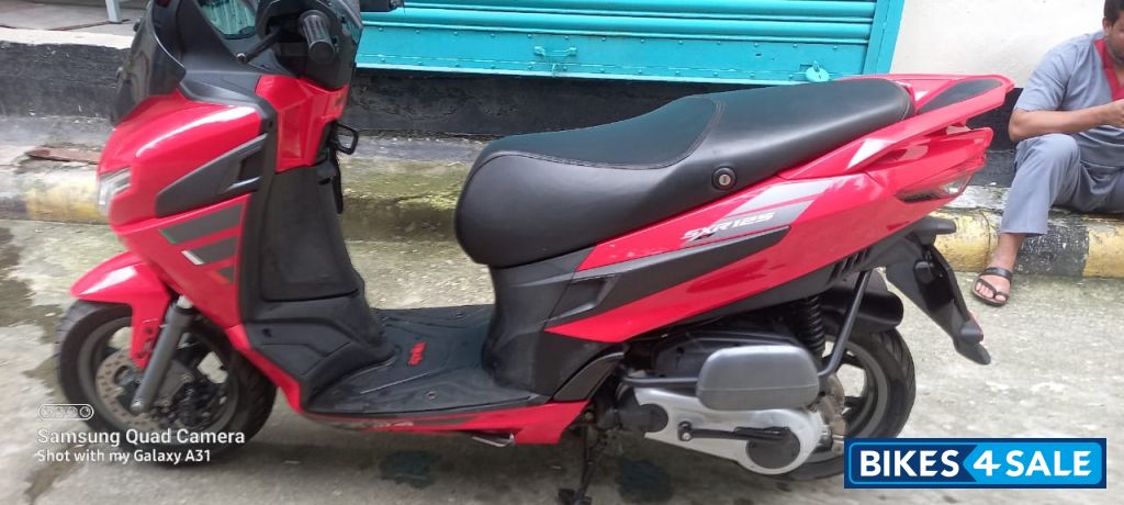 Aprilia SXR 125 Aprilia SXR 125