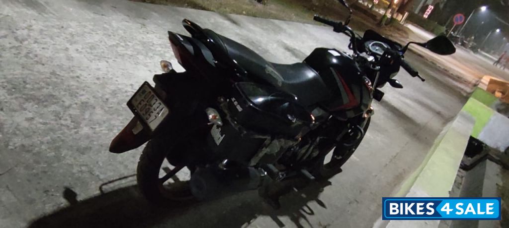 Black And Accent Hero Glamour I3s