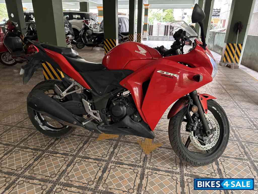 Honda CBR 250R