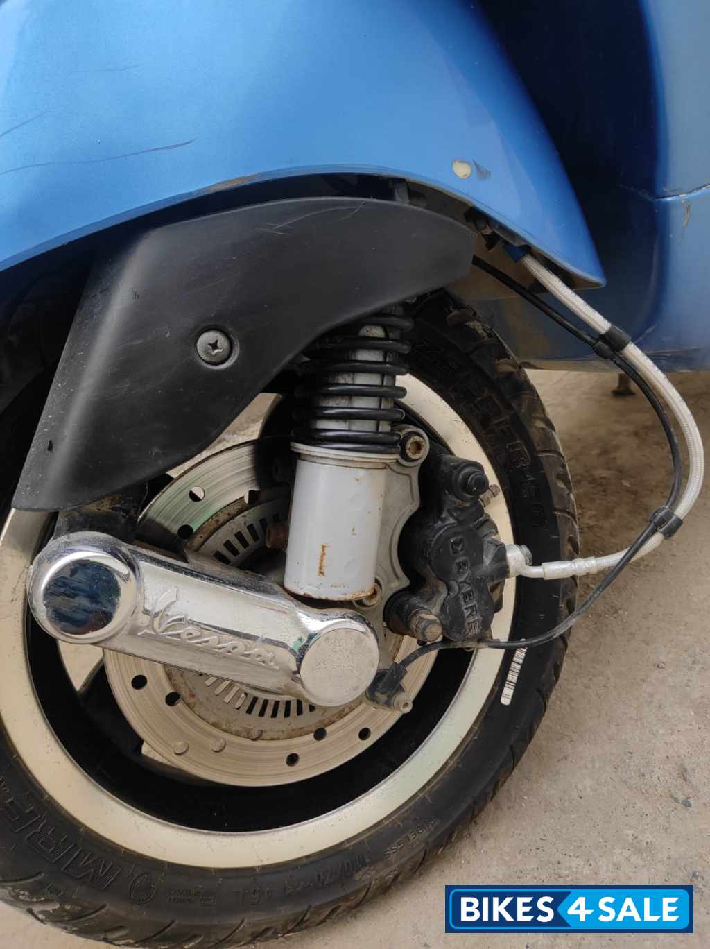 Assure Blue Vespa SXL 150