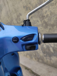 Assure Blue Vespa SXL 150