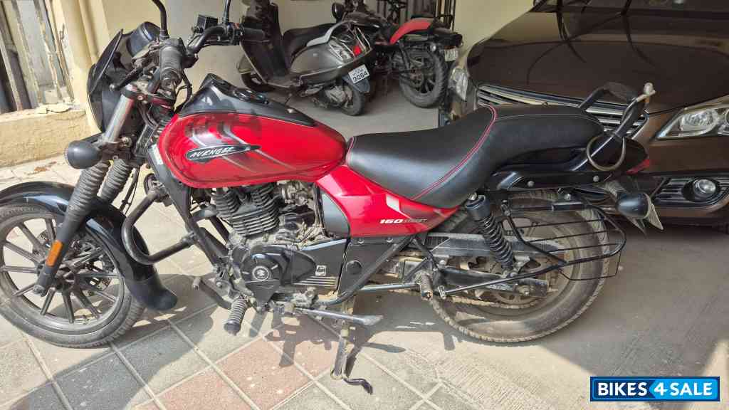 Bajaj Avenger Street 160