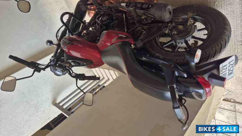 Bajaj Avenger Street 160