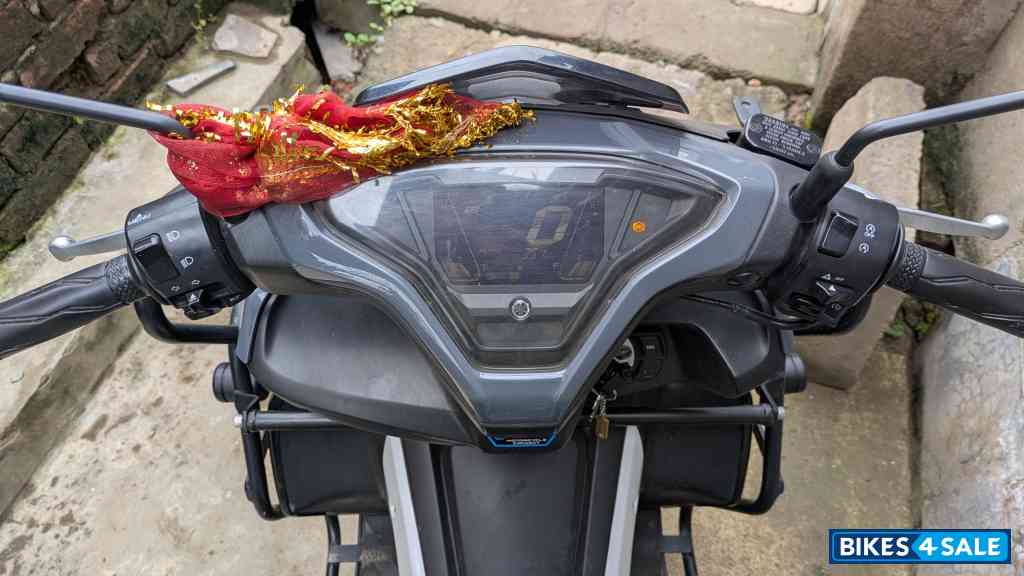 White And Orange Yamaha Aerox 155