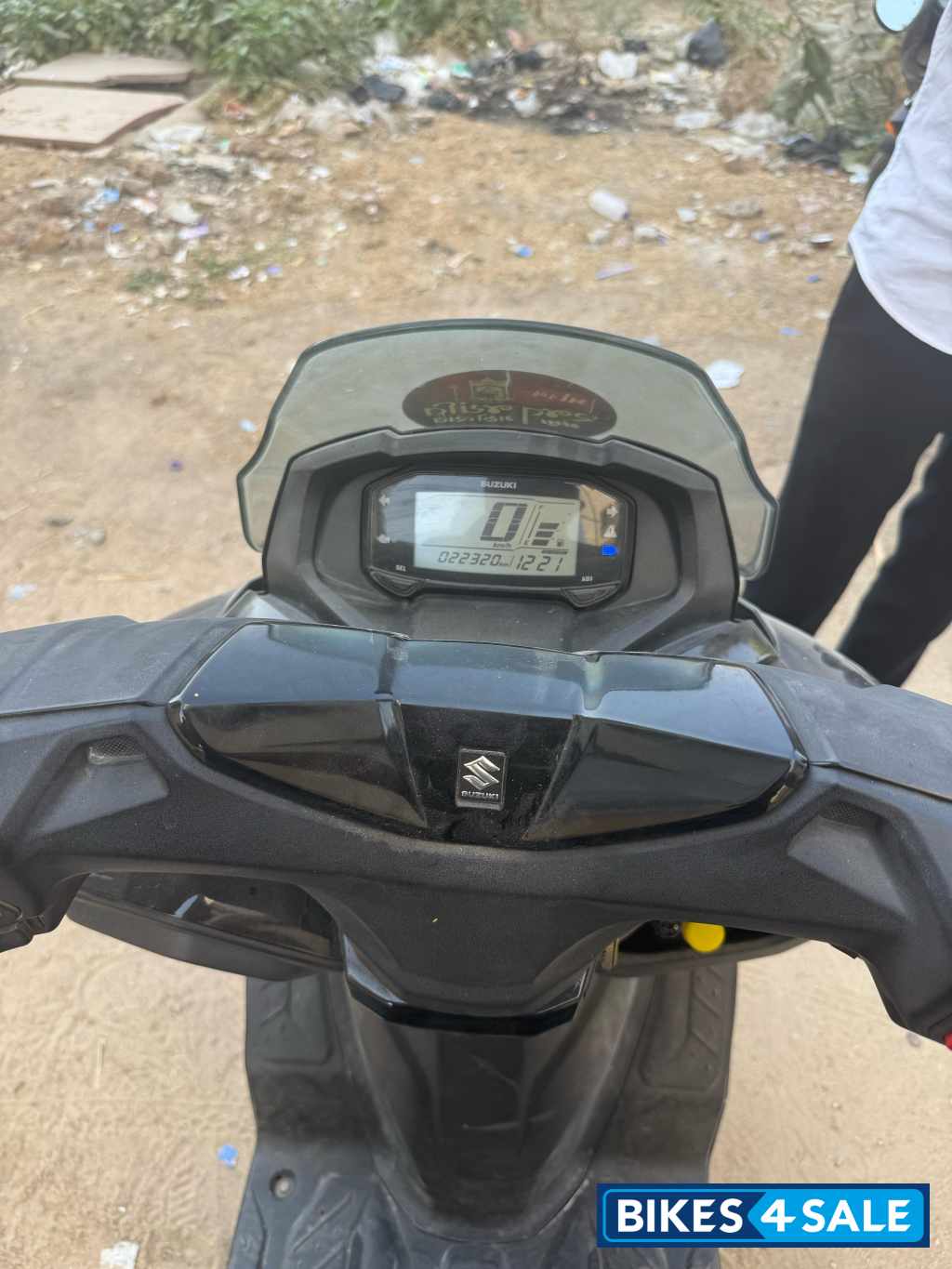 Black Suzuki Burgman Street BS6