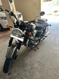 Interstellar Green Royal Enfield Super Meteor 650