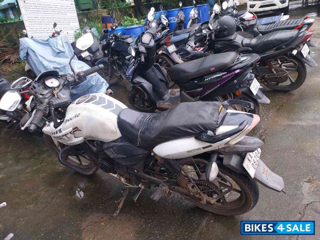 White TVS Apache RTR 180 ABS
