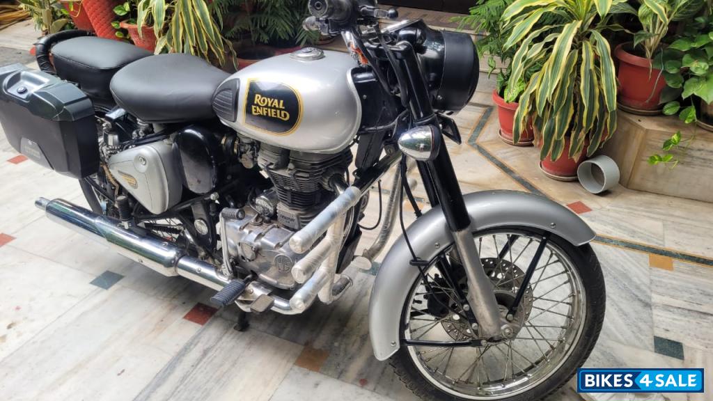 Royal Enfield Classic 350