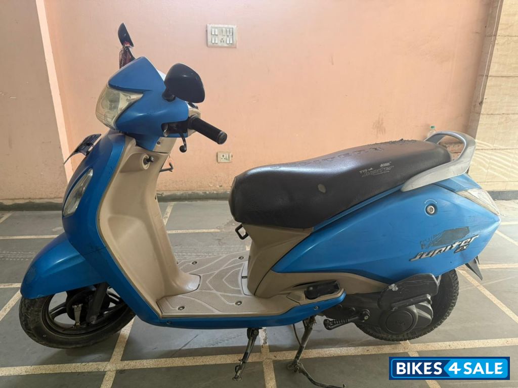 TVS Jupiter