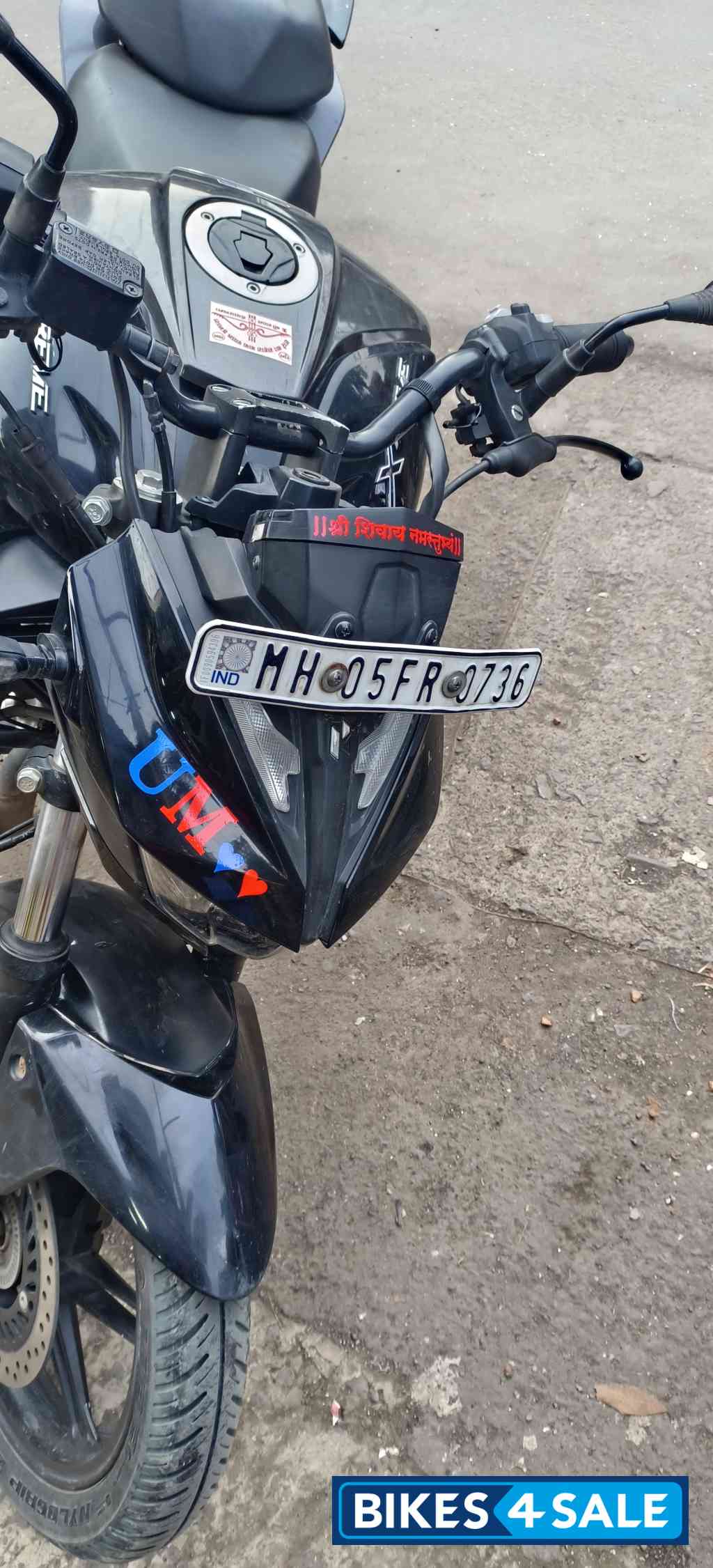 Black Hero Xtreme 125R