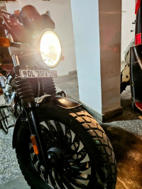 Sunset Strip Royal Enfield Interceptor 650 Twin