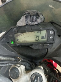 Red Yamaha Fazer FI V2