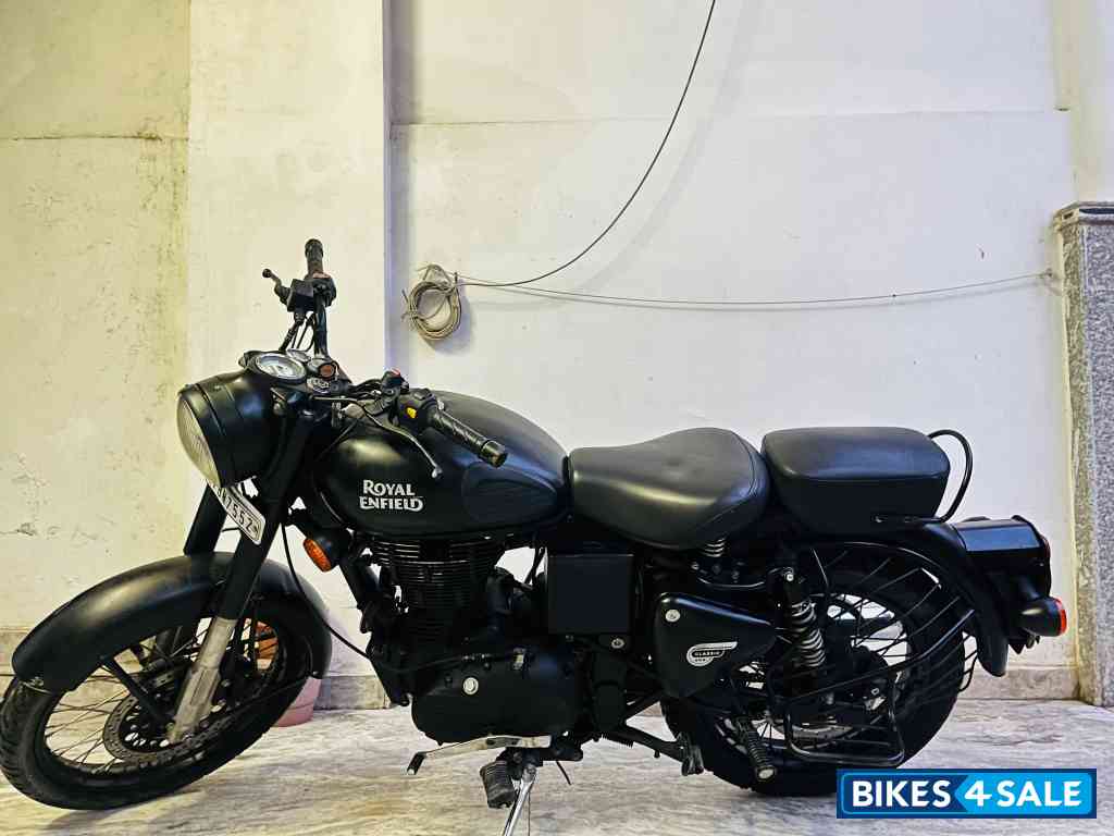 Royal Enfield Classic 500