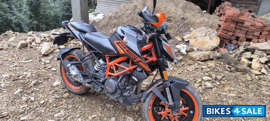 Black And Orange KTM Duke 250
