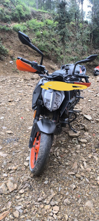 Black And Orange KTM Duke 250