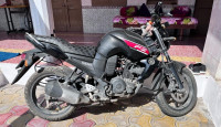 Black Yamaha FZ16