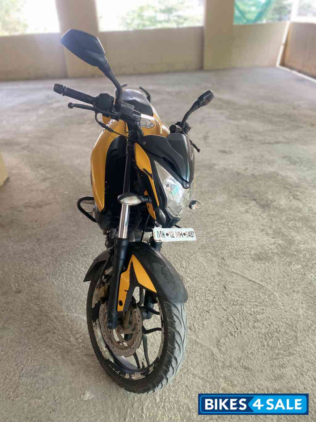 Bajaj Pulsar 200 NS