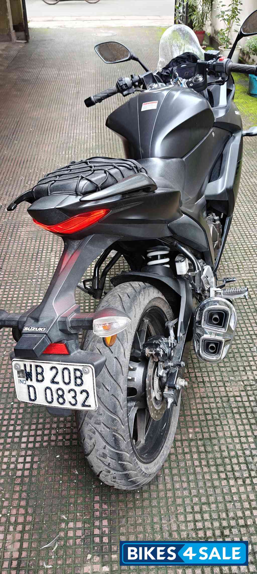 Mat Black Suzuki Gixxer SF 250