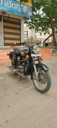 Royal Enfield Bullet Standard 500