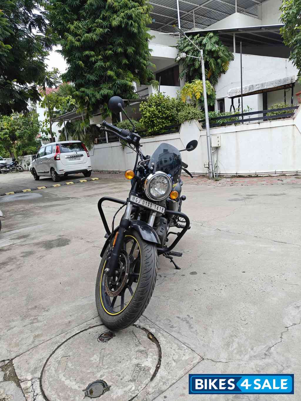 Royal Enfield Meteor 350 Royal Enfield Meteor 350