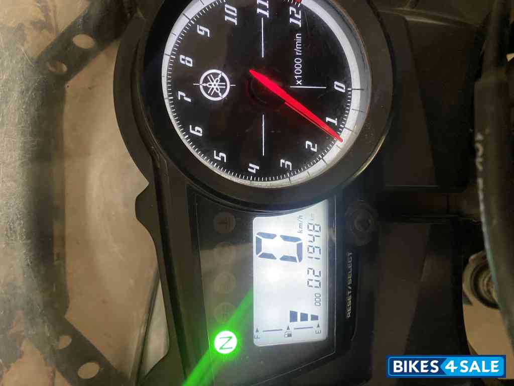 Cyan Blue Yamaha YZF R15 V2