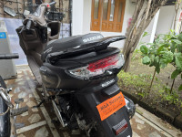 Suzuki Burgman Street