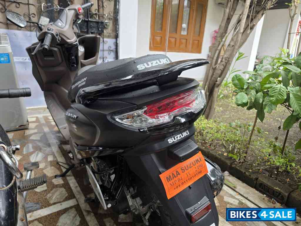 Suzuki Burgman Street