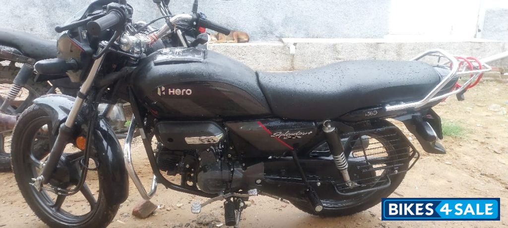 Black Hero Splendor Plus XTEC 2.0