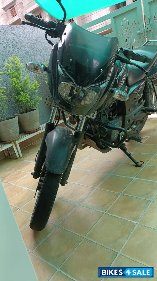 Black Bajaj Pulsar 150