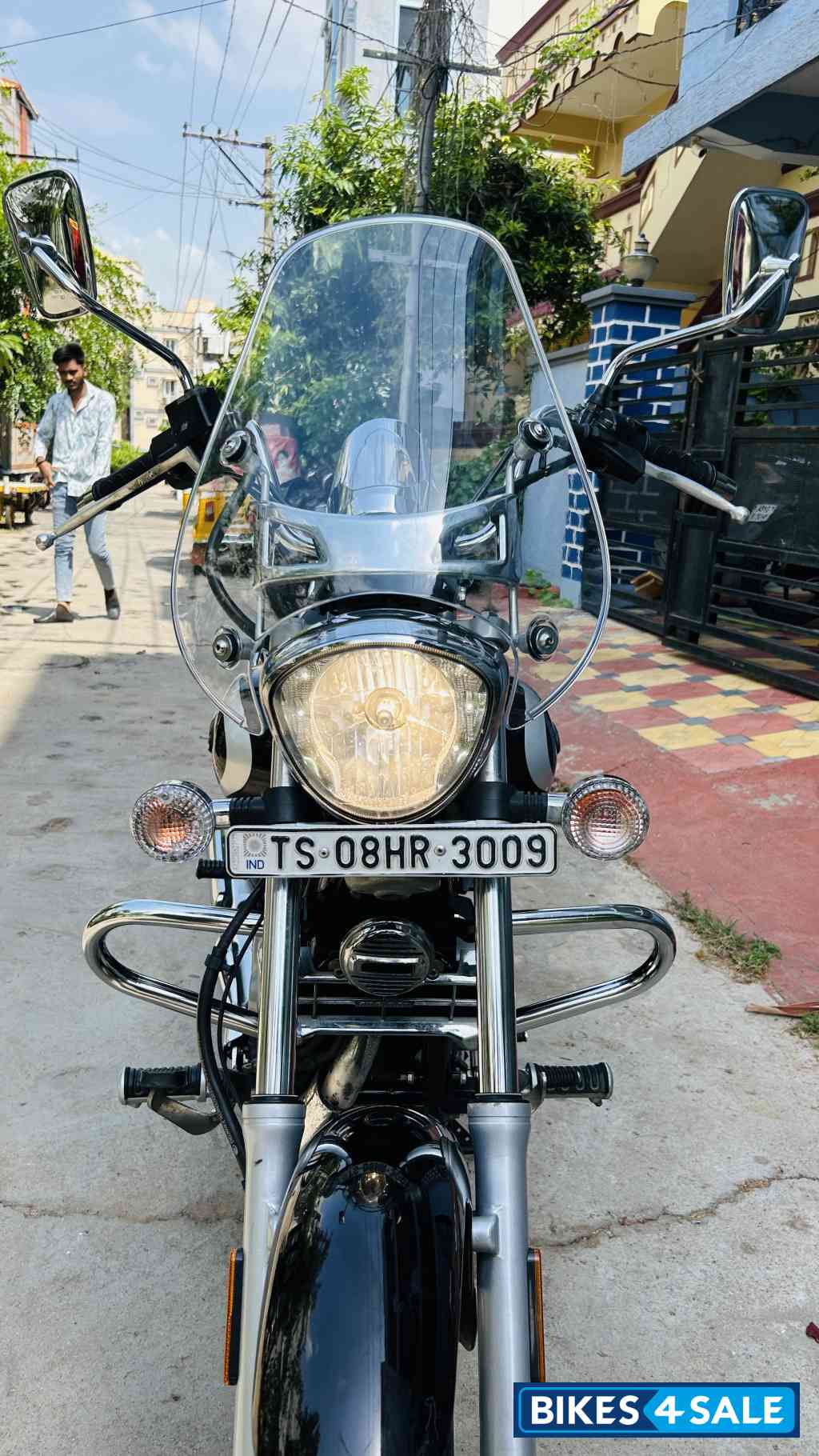 Bajaj Avenger Cruise 220 BS6