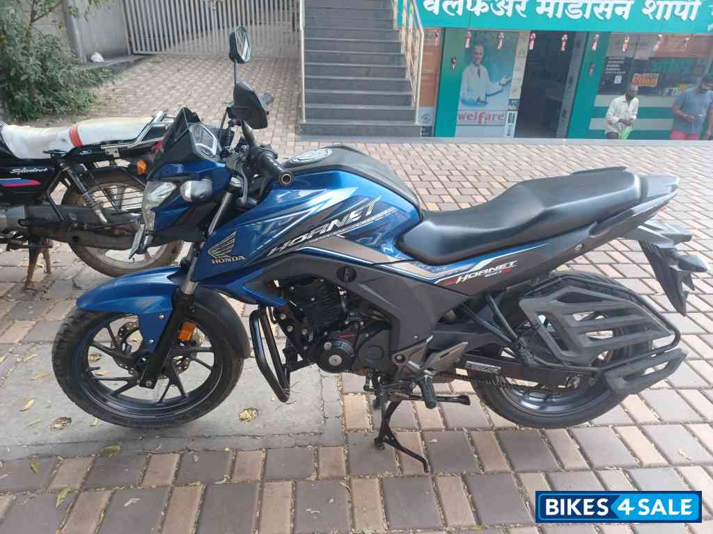 Honda CB Hornet 160R ABS