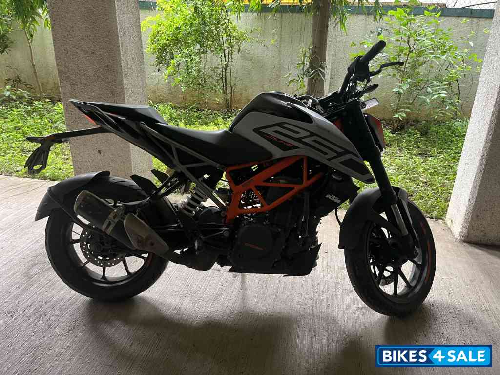 KTM Duke 250