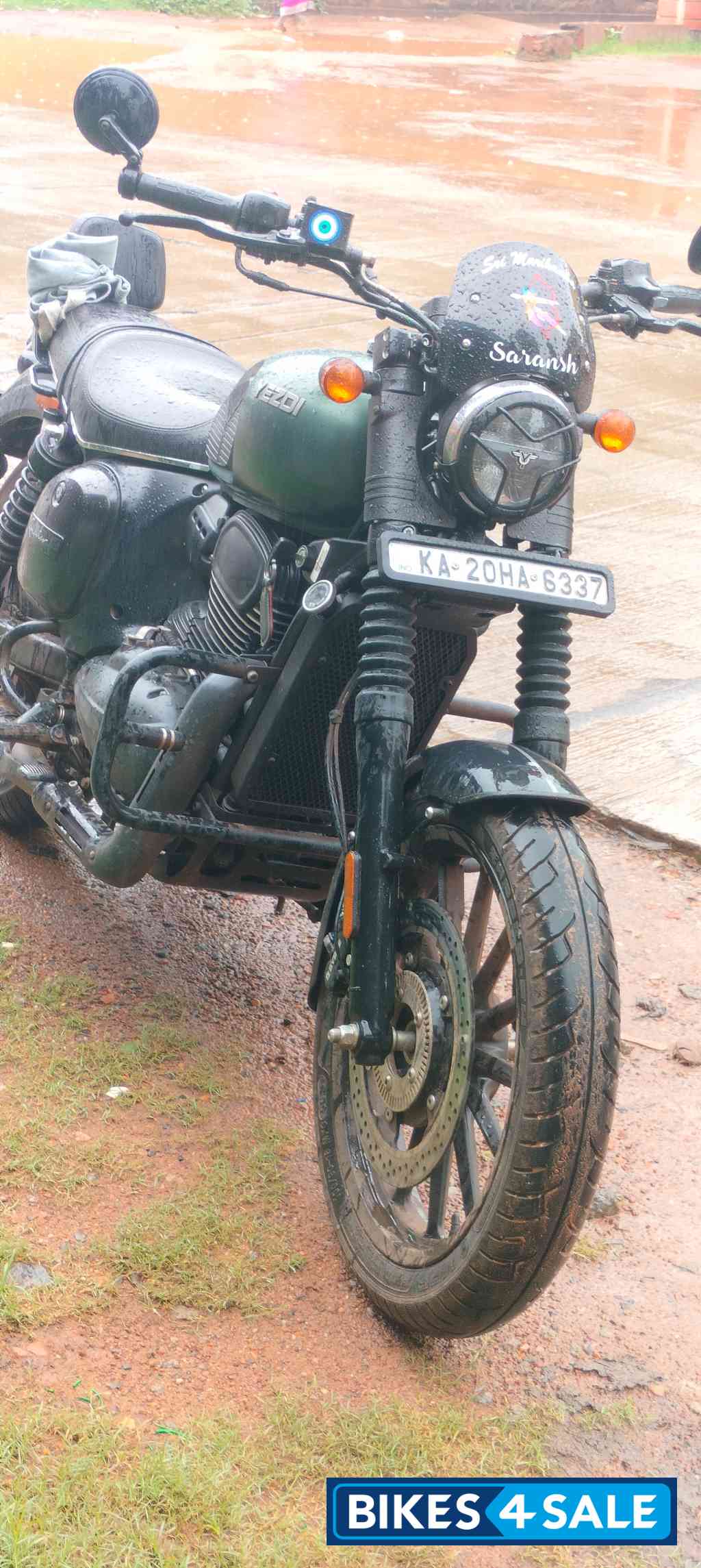 Hunter Green Yezdi Roadster Dark Hunter Green Yezdi Roadster Dark