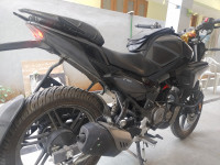 Black Hero Xtreme 125R