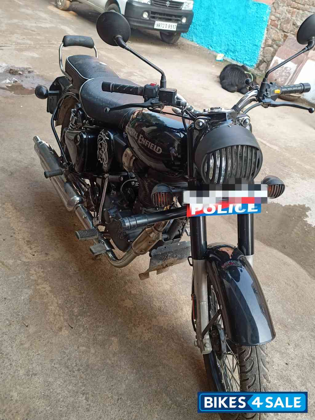 Pure Black Royal Enfield Classic 350 Pure Black Royal Enfield Classic 350