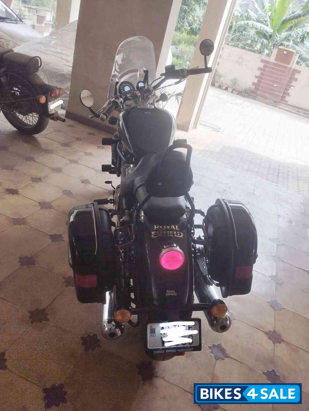 Royal Enfield Super Meteor 650