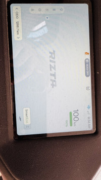 Sold - White And Green - Duel  Ather Rizta Z