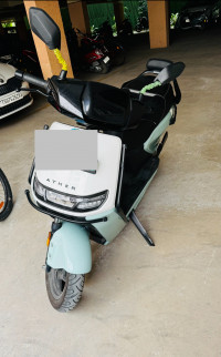 Sold - White And Green - Duel  Ather Rizta Z