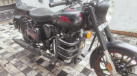 Black Royal Enfield Classic Stealth Black