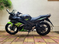 Spark Green Yamaha YZF R15 S