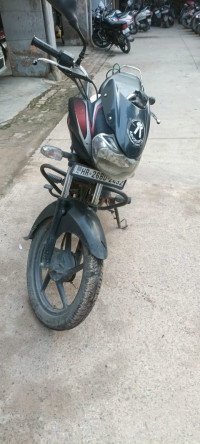 Black Bajaj Discover 100 DTS-Si