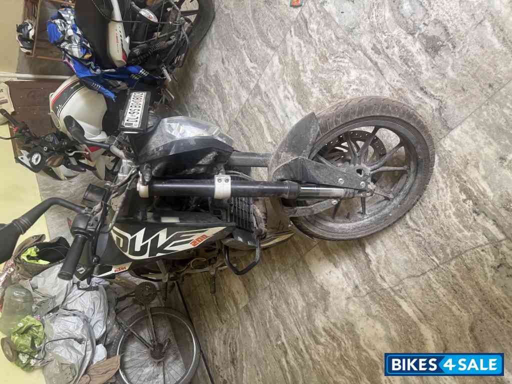 KTM Duke 200
