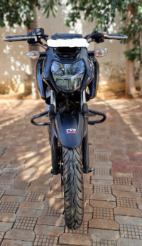 TVS Apache RTR 160 4V BS6