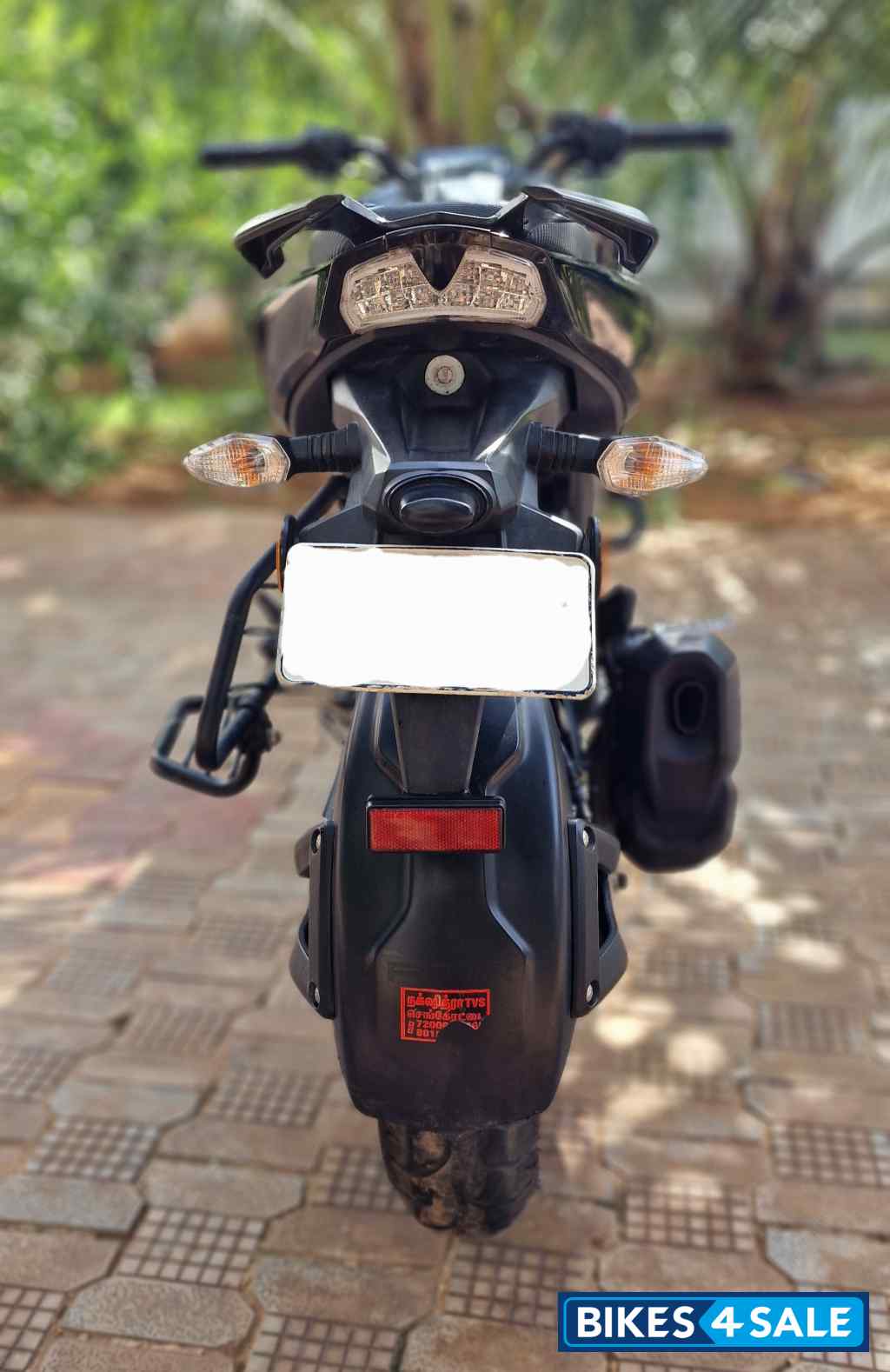 TVS Apache RTR 160 4V BS6