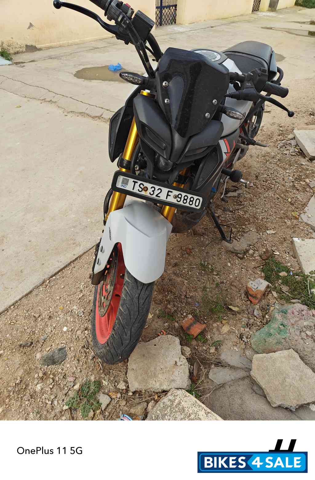 Light Grey Yamaha MT-15 Ver 2.0