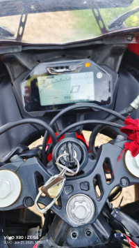 Yamaha R15 V4